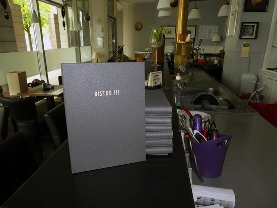Bistro 111